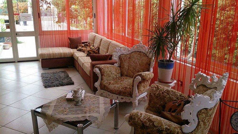 לינה וארוחת בוקר ארנלה Il Mirto E La Rosa מראה חיצוני תמונה